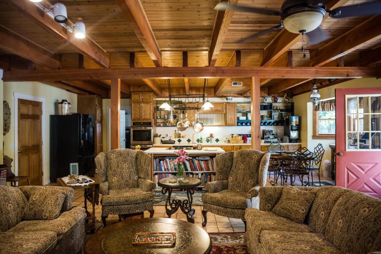 Mountain Harbour B&B Roan Mountain Екстер'єр фото