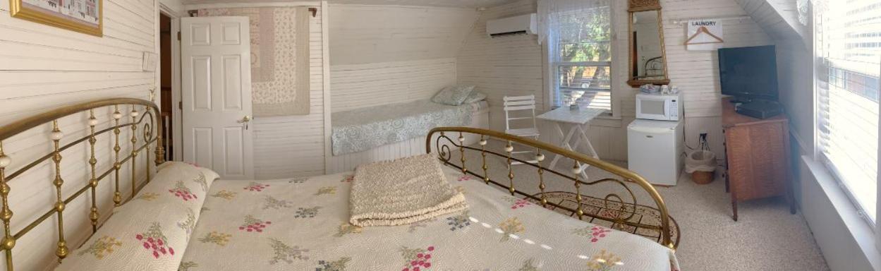 Mountain Harbour B&B Roan Mountain Екстер'єр фото